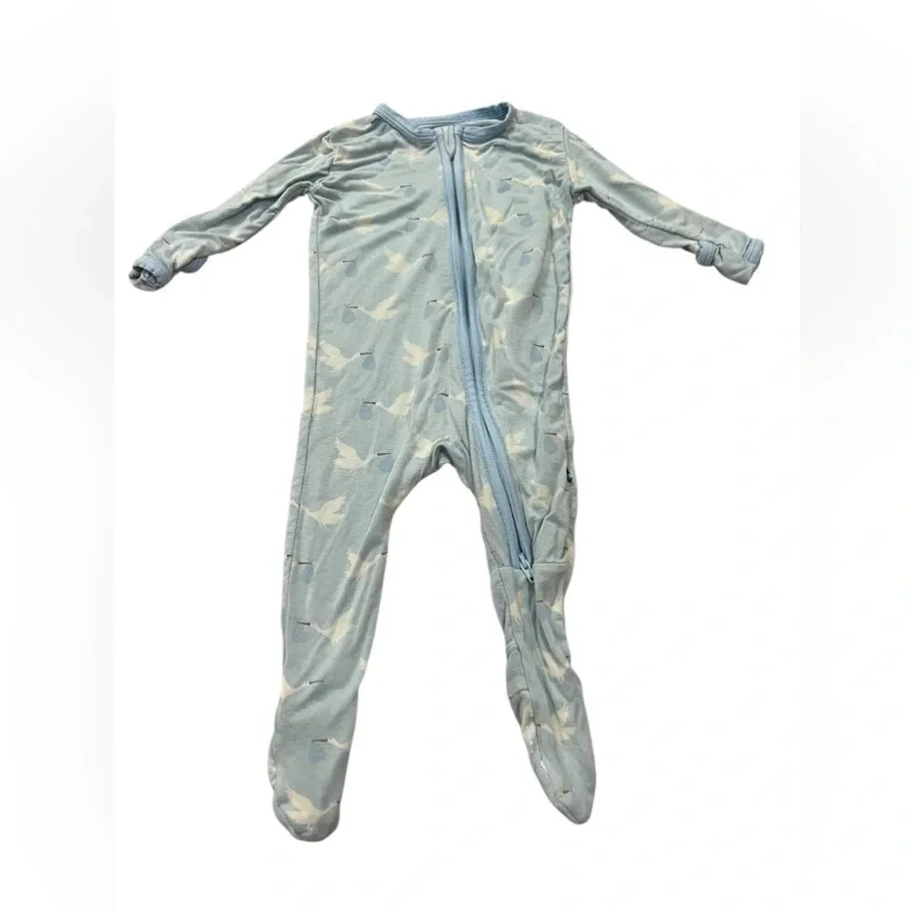 Kickee Pants Footie with Zipper in Spring Stork Sky white/blue size 0 to 3
